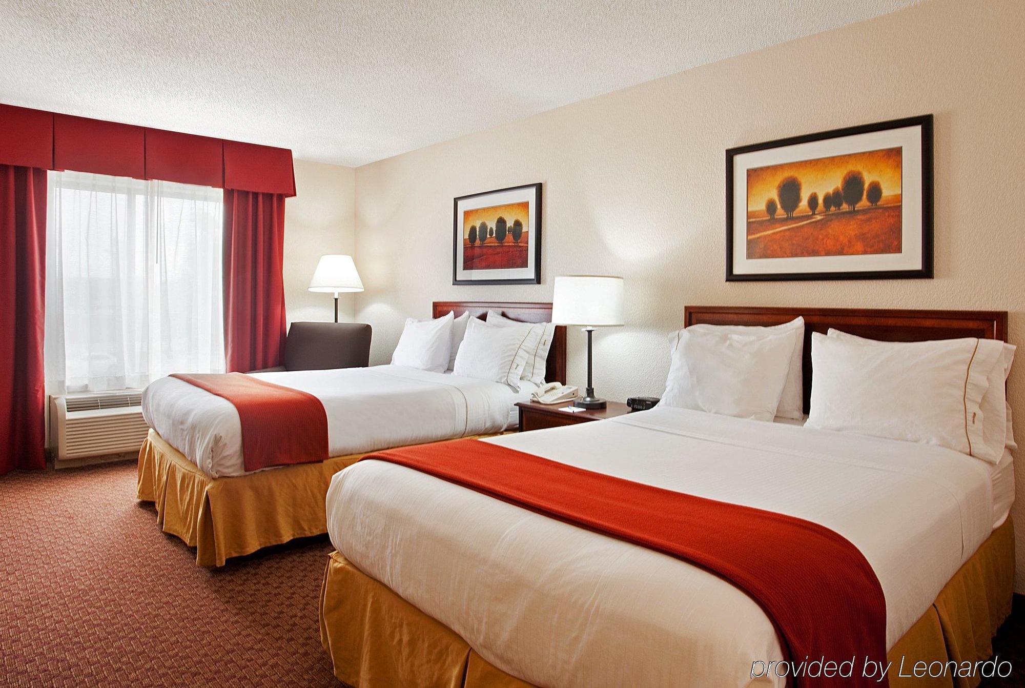 Baymont By Wyndham Merrillville Habitación foto